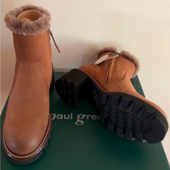 Faux Fur Lined Boot (Women US Sizes) - Picture 3 of 7